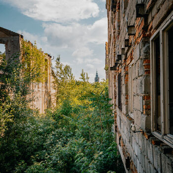 Brewery with underground factory