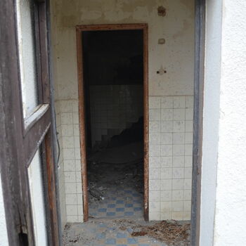 dveře posuvné dveře pohyblivé bariéry zeď staré