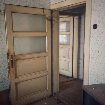 Opuštěný statek...byl tu už víckrát, tak přidám i svoje fotky