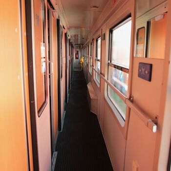 Smutný konec lehátkových a příměstkých vozů RJ