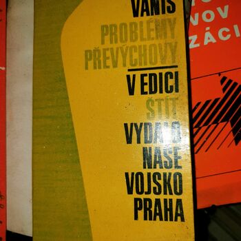 přebalu knihy znamení přebalu knihy znamení