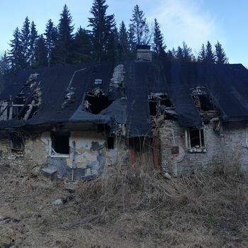 Abandoned cottage 2021