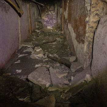 Unterirdisches Übertragungszentrum 2024