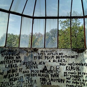 greenhouse building structure