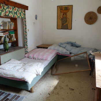 Chaloupka u skleněného ÚDU