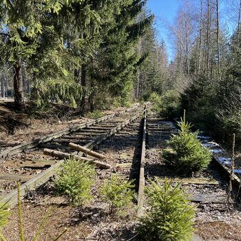 Opuštěný bývalý vojenský prostor 2022