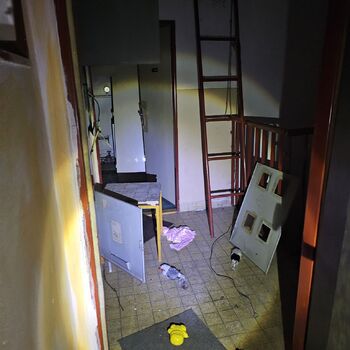 VERLASSENES WOHNHAUS