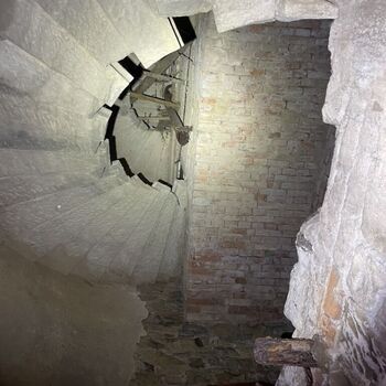 2025 Továrna po němcích a mrazák