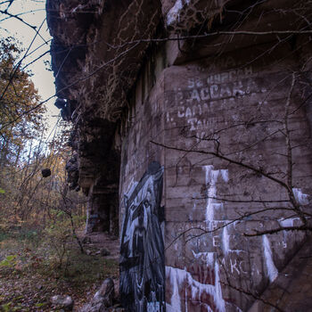 Bunkr/hangár pro prototypy ve druhé světové válce
