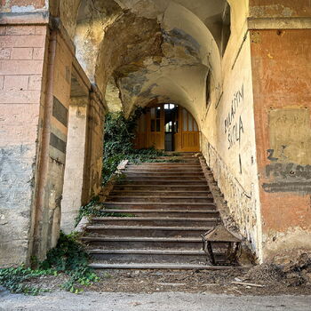 Opuštěný zámeček