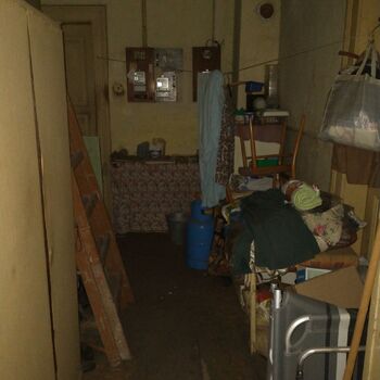 Dům babičky která nedojedla ledničku