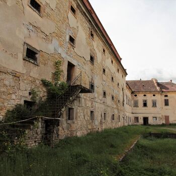 Castle, monastery, brewery and farm in one person 2021