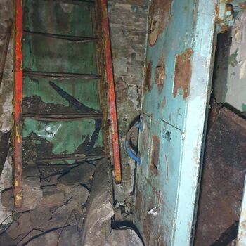 shovel hand tool old tool