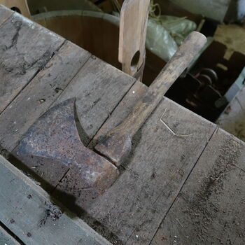 Rozpadající se statek.