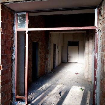 Das verlassene Krankenhaus