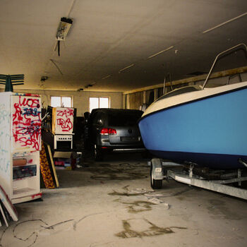 Haly plné tajemství... Opuštěná fabrika