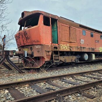 🚂 On the last rails before they leave. You know where.