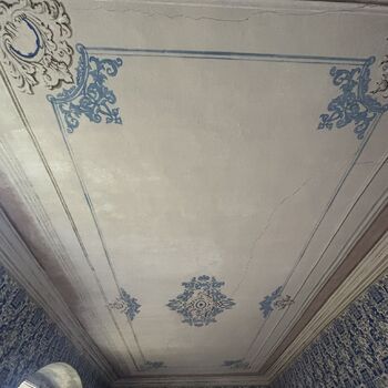 Eine weitere verlassene Burg.