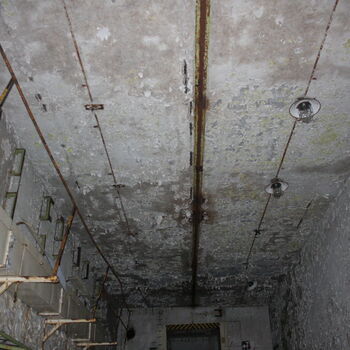 Kam zmizeli Rusové? Opuštěný sklad Javor 50