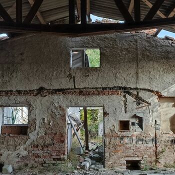 Stroh Dach Schutzüberzug Architektur Bespannung Gebäude alt