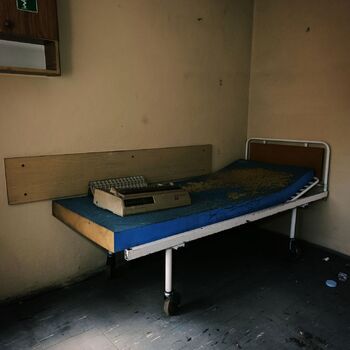 Opuštěná nemocnice 🤌🧪