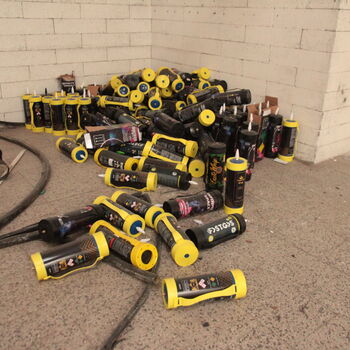 Továrna děrnoštítkových počítačů