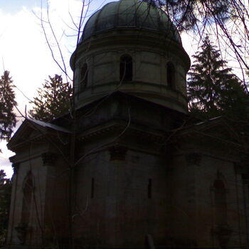 Mausoleum im Jeseníky-Gebirge