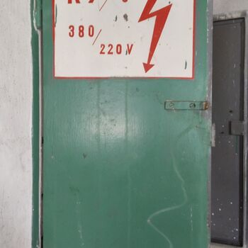 Opuštěná dílna Liaz