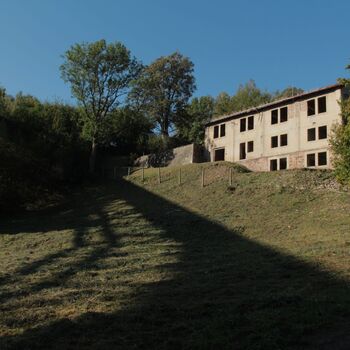 Spinning mill and spinning mill Spinning mill and spinning mill