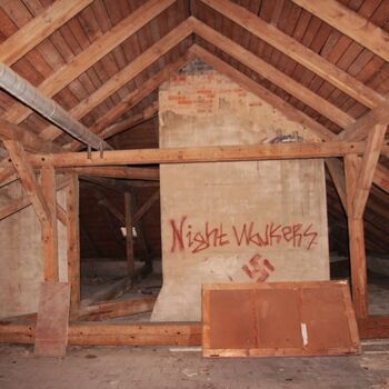 Verlassene Schule der tschechischen Minderheit im Grenzgebiet 2023