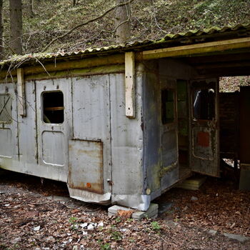 mobile home trailer housing structure wheeled vehicle vehicle