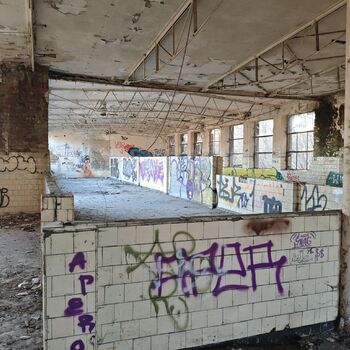 Was wurde hier produziert? Verlassene Fabrik in Polen