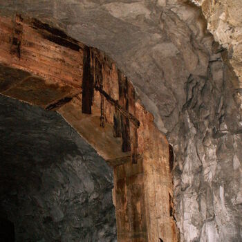 Richard Underground Factory