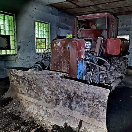 Opuštěná fabrika 2023