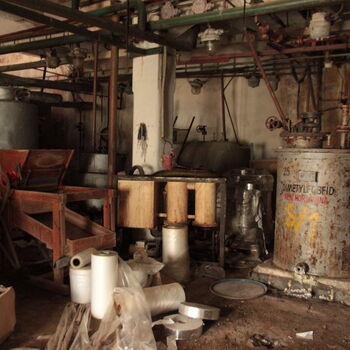 Remote chemical production building Remote chemical production building