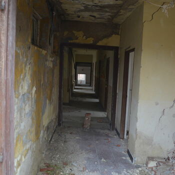 Architektura zeď staré budova dveře