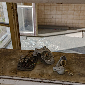 Ich habe gehört, es sei ein Krankenhaus für geistig behinderte Kinder.