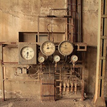 Pískové hospodářství, aneb příliš dlouhá swingers párty