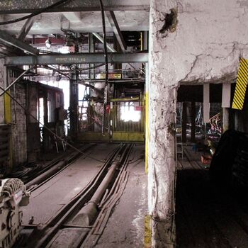 Verlassene Grube, Lazy