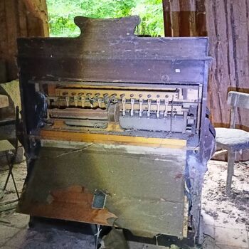 ! a house with HARMON