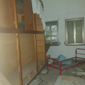 dveře posuvné dveře dům interiér domácí zeď místnost pohyblivé bariéry