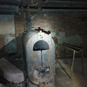 kotel loď kontejner