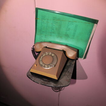 Abdeckung unter der Waggonfabrik