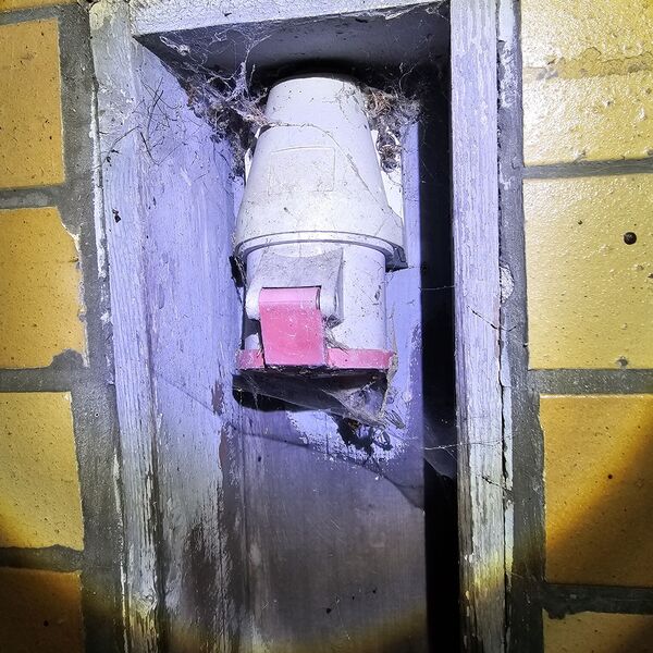 ABANDONED APARTMENT BUILDING