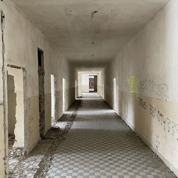 2022 Wohnsiedlung und Grundschule