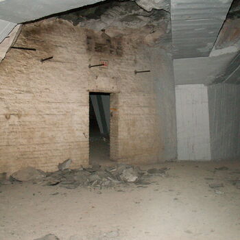 Richard Underground Factory