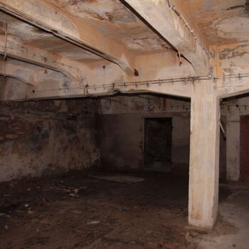 Spinning mill and spinning mill Spinning mill and spinning mill