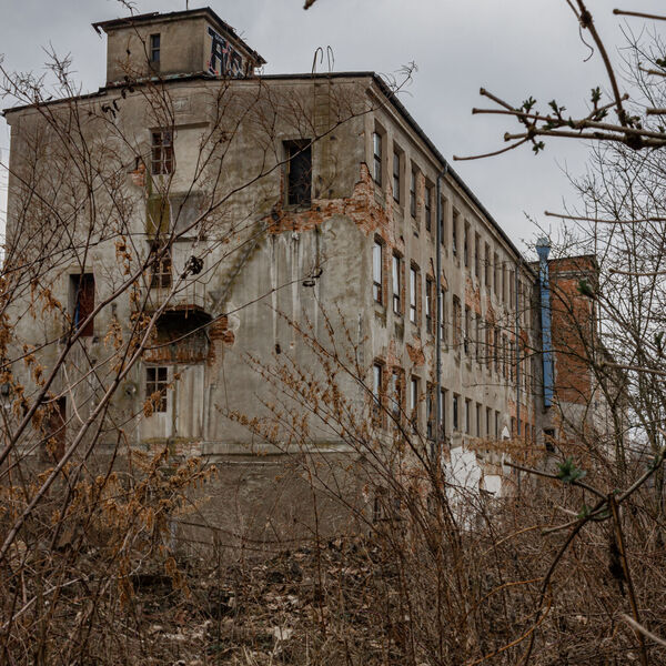 Liazka (if you can't make it across the weir)