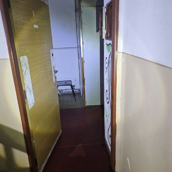 VERLASSENES WOHNHAUS