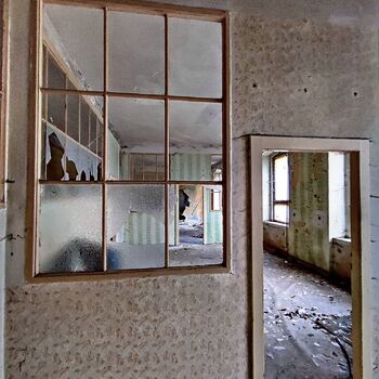 Opuštěná fabrika 2023